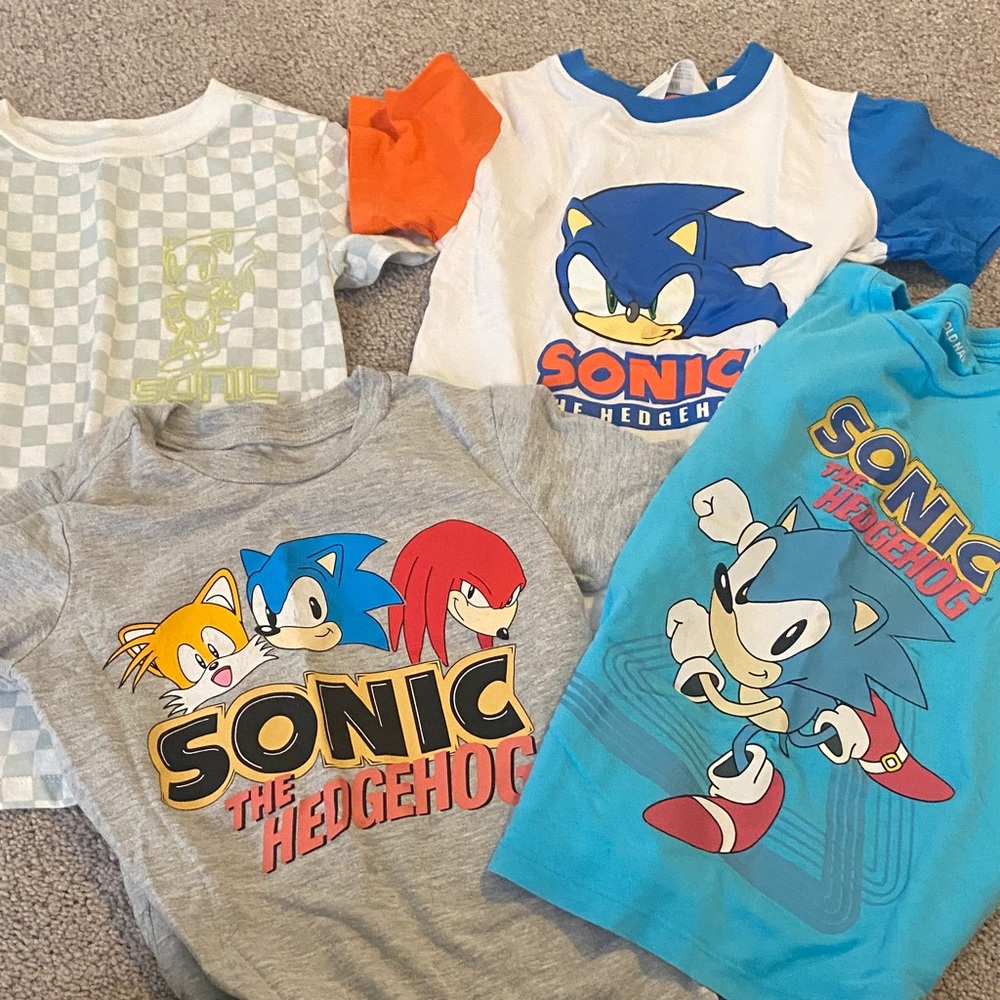 Sonic the Hedgehog Graphic T-Shirts